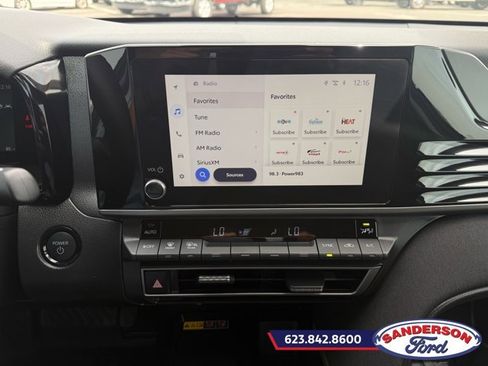 Used 2025 Toyota Camry LE w/ Convenience Package image 16