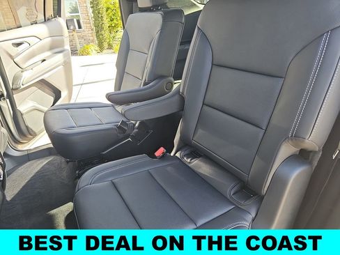 New 2026 Chevrolet Traverse LT w/ Sun and Wheel Package FWD image 15