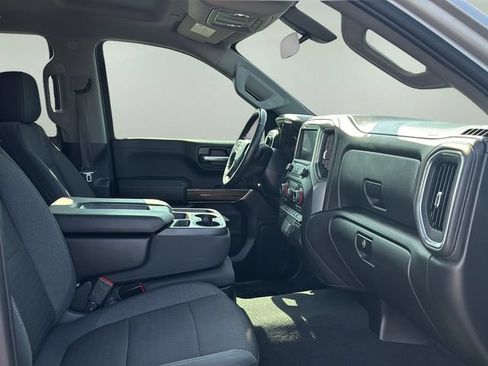 Used 2022 Chevrolet Silverado 1500 LT AWD/4WD image 10