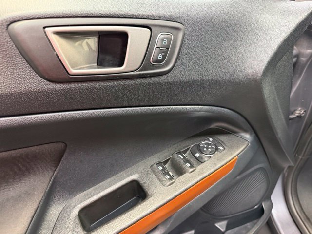 Used 2021 Ford EcoSport SE w/ SE Appearance Package FWD image 12