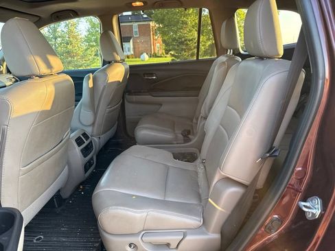 Used 2022 Honda Pilot Elite image 17