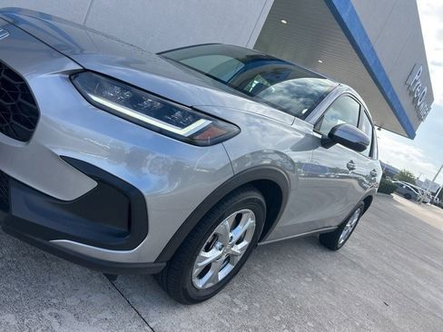 Used 2024 Honda HR-V LX image 4