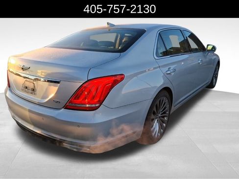 Used 2018 Genesis G90 5.0 Ultimate image 4