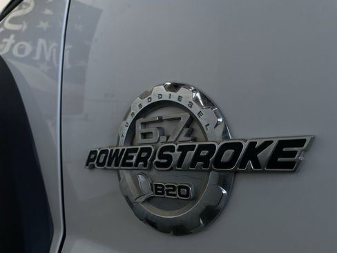 Used 2015 Ford F550 XL w/ Power Equipment Group image 10