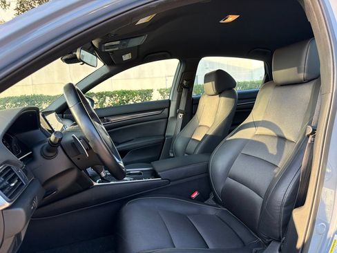 Used 2022 Honda Accord Sport image 6