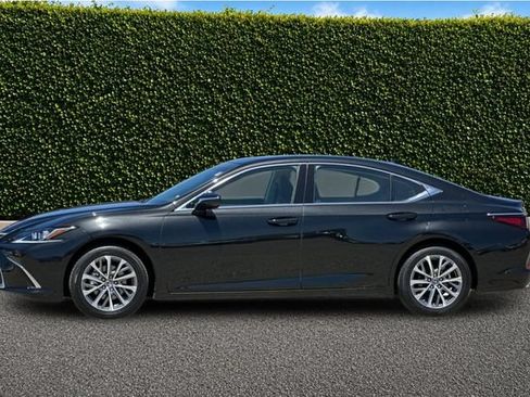 Used 2024 Lexus ES 350 w/ Accessory Package (Z2) FWD image 7