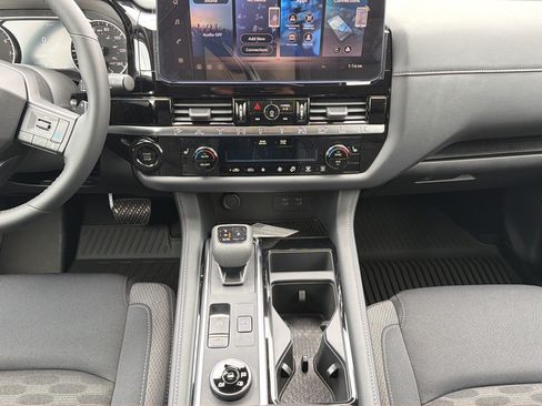 New 2026 Nissan Pathfinder SV AWD/4WD image 8
