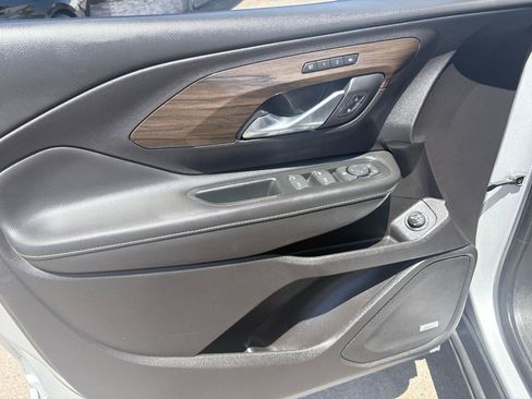 Used 2018 GMC Terrain Denali w/ Advanced Safety Package FWD image 25