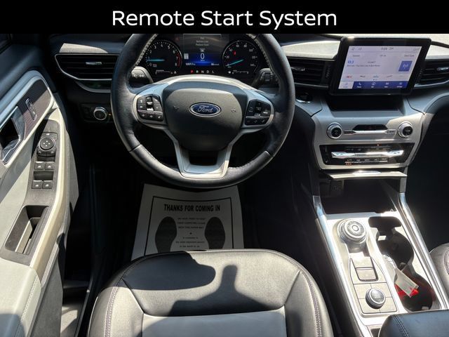 Used 2022 Ford Explorer XLT w/ Equipment Group 202A AWD/4WD image 14