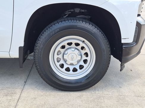 Used 2021 Chevrolet Silverado 1500 W/T RWD image 21