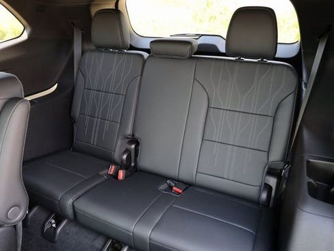 New 2026 Buick Enclave Avenir image 14