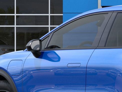 New 2026 Chevrolet Equinox EV LT image 12