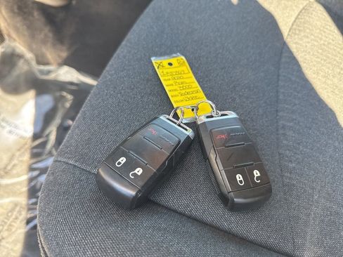 Used 2020 RAM 3500 Tradesman image 34