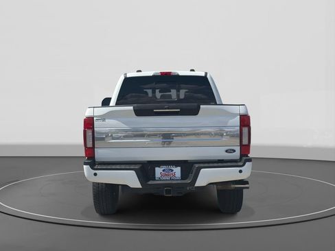 Certified 2022 Ford F250 Platinum AWD/4WD image 6