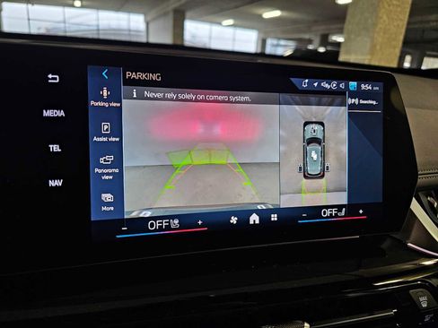 Used 2025 BMW X1 xDrive28i w/ Technology Package image 16