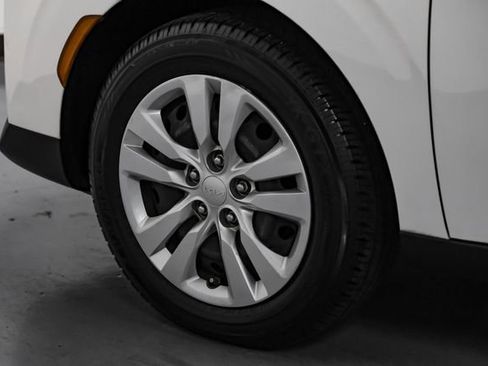 Used 2022 Kia Soul LX FWD image 48