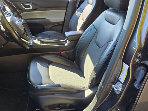 Used 2022 Jeep Compass Latitude w/ Convenience Group image 17