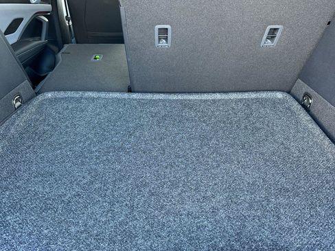 New 2026 Volkswagen Tiguan SE image 14