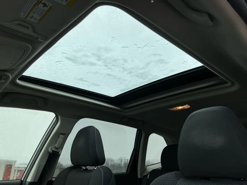 Used 2019 Subaru Forester Premium w/ All-Weather Package image 24