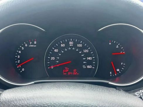 Used 2015 Kia Sorento LX FWD image 11