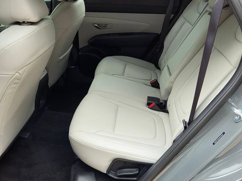 Used 2025 Hyundai Tucson SEL FWD image 13