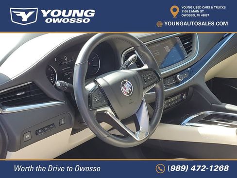 Used 2024 Buick Enclave Avenir w/ Avenir Technology Package AWD/4WD image 10