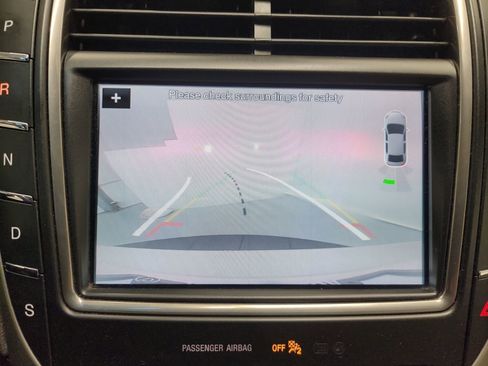 Used 2017 Lincoln MKX Reserve image 23