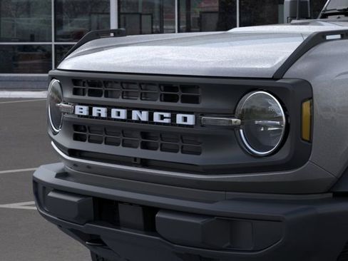 New 2026 Ford Bronco 2-Door AWD/4WD image 19