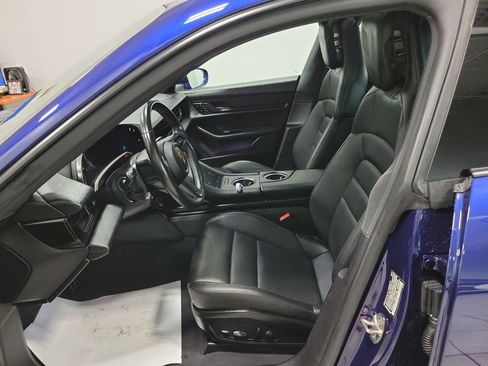 Used 2021 Porsche Taycan image 31