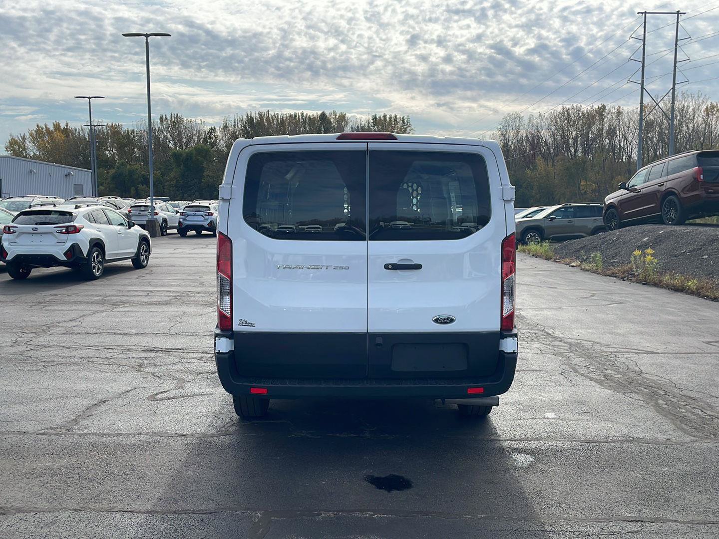 Used 2025 Ford Transit 250 Low Roof w/ Exterior Upgrade Package RWD image 4