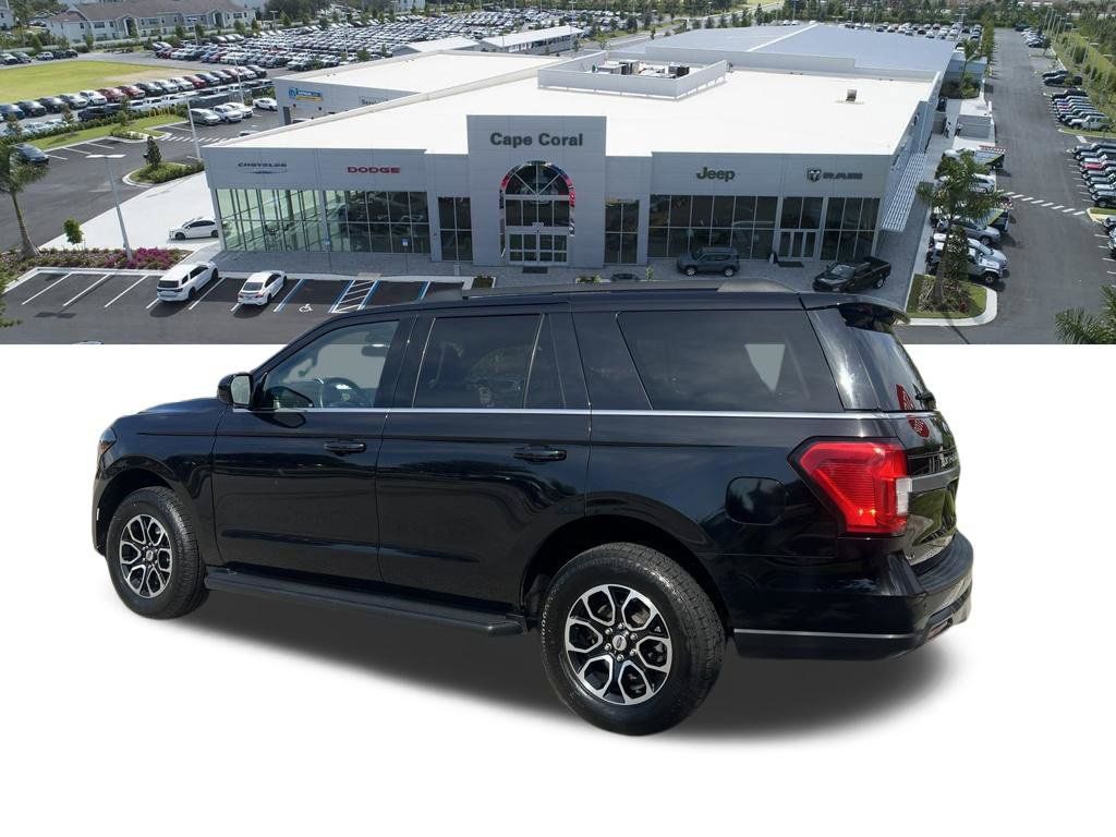 Used 2024 Ford Expedition XLT AWD/4WD image 4