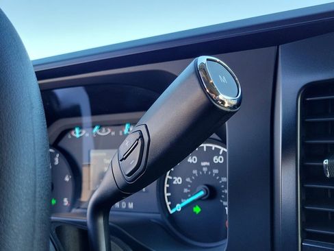 New 2026 Ford F550 4x4 Crew Cab image 28