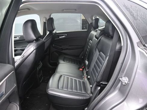 Used 2024 Ford Edge SEL AWD/4WD image 15