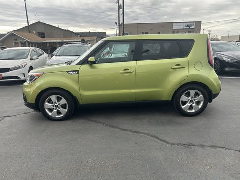 Used 2017 Kia Soul image 7