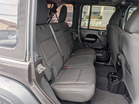 Certified 2020 Jeep Wrangler Unlimited Sport S AWD/4WD image 28