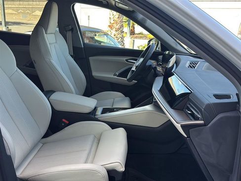 Used 2025 Audi Q5 Premium Plus w/ Premium Plus AWD/4WD image 13