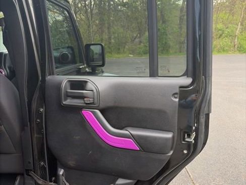 Used 2014 Jeep Wrangler Unlimited Sport w/ Quick Order Package 24S image 26