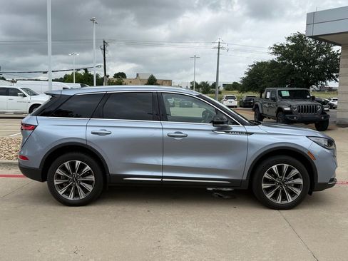 Used 2022 Lincoln Corsair Reserve FWD image 7