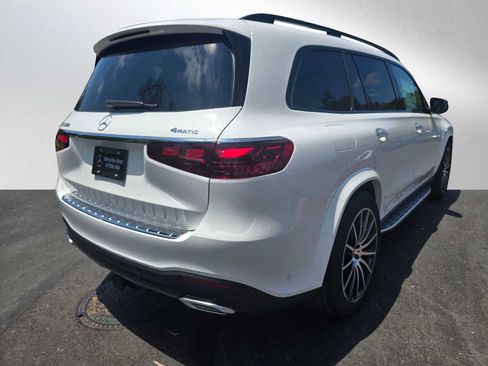 New 2025 Mercedes-Benz GLS 580 4MATIC image 7