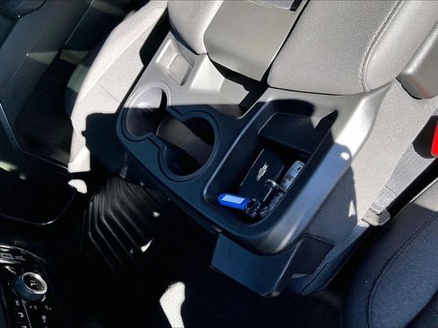 Used 2025 Chevrolet Silverado 2500 LT w/ Convenience Package image 19