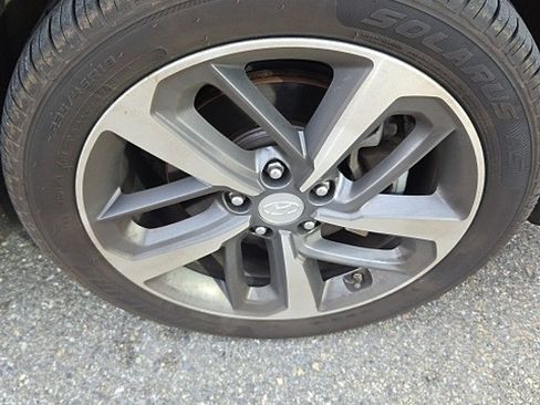 Used 2020 Hyundai Kona Limited image 6