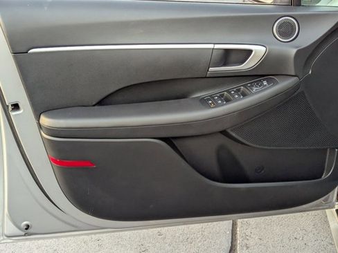 Used 2023 Hyundai Sonata SE image 5