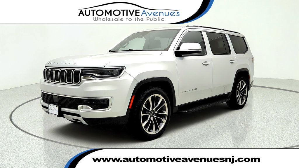 Used 2022 Jeep Wagoneer Series II w/ Premium Group I AWD/4WD image 1