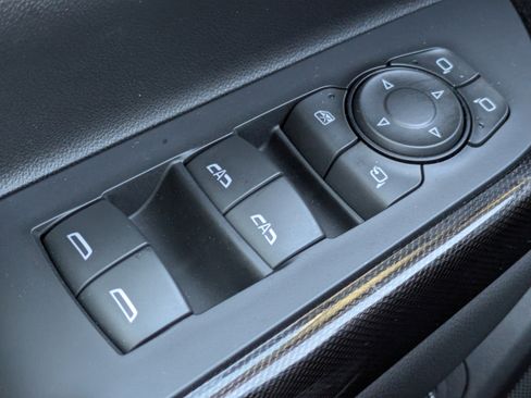 Used 2023 GMC Acadia AT4 w/ Preferred Package image 23