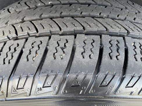 Used 2023 Jeep Wagoneer Series III w/ Preferred Equipment Group image 27