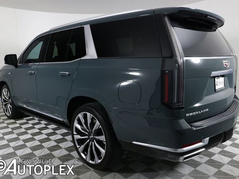 Used 2026 Cadillac Escalade Luxury w/ Touring Package AWD/4WD image 7