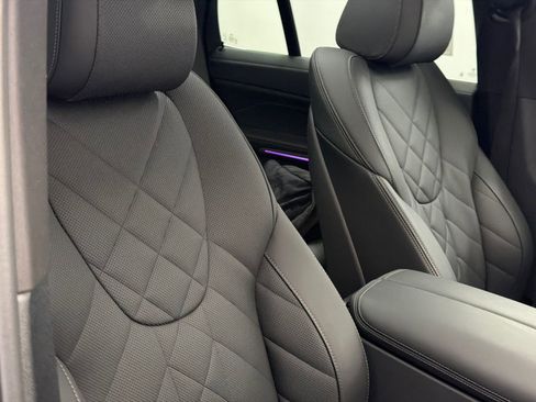 Used 2026 BMW X5 xDrive40i image 11