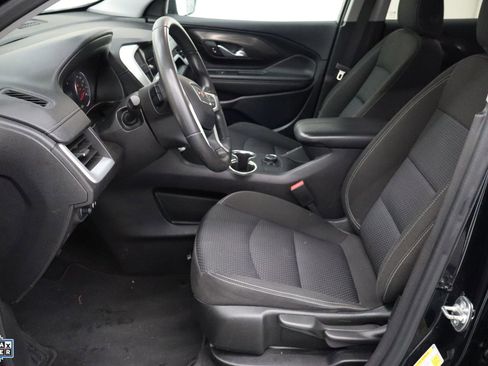 Used 2024 GMC Terrain SLE image 14