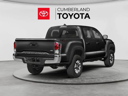 Used 2023 Toyota Tacoma TRD Off-Road AWD/4WD image 2