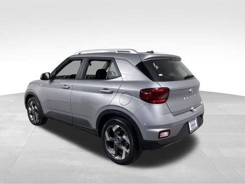 New 2026 Hyundai Venue SEL image 3